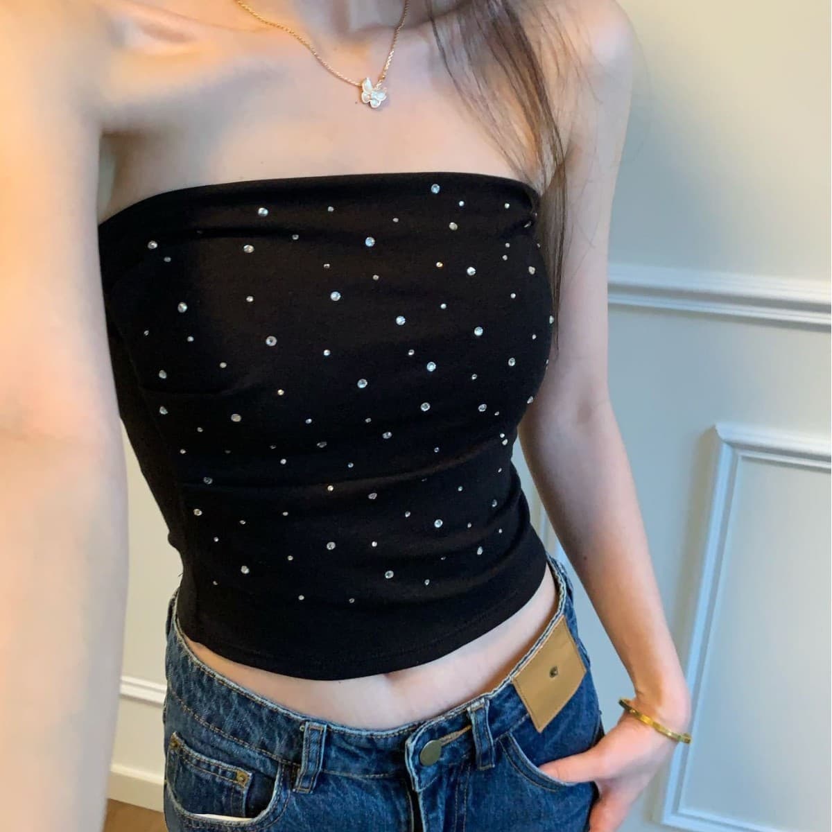Sexy Camisole Top for Women, Strapless Tube Top with Rhinestones, Slimming and Short Fit, with Built-in Pads, Inner and Outer Wear
