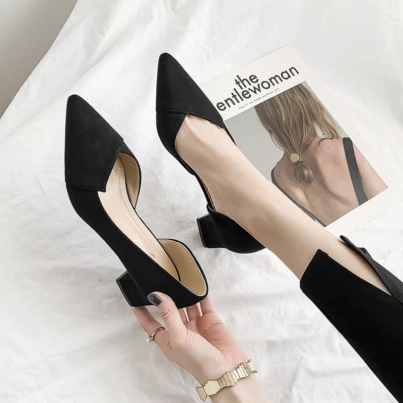 Women's Single Shoes 2026 New Spring/Summer Pointed Toe Mid Heel Chunky Heel Small Size High Heel Shoes Spring/Autumn Large Size Women's Shoes