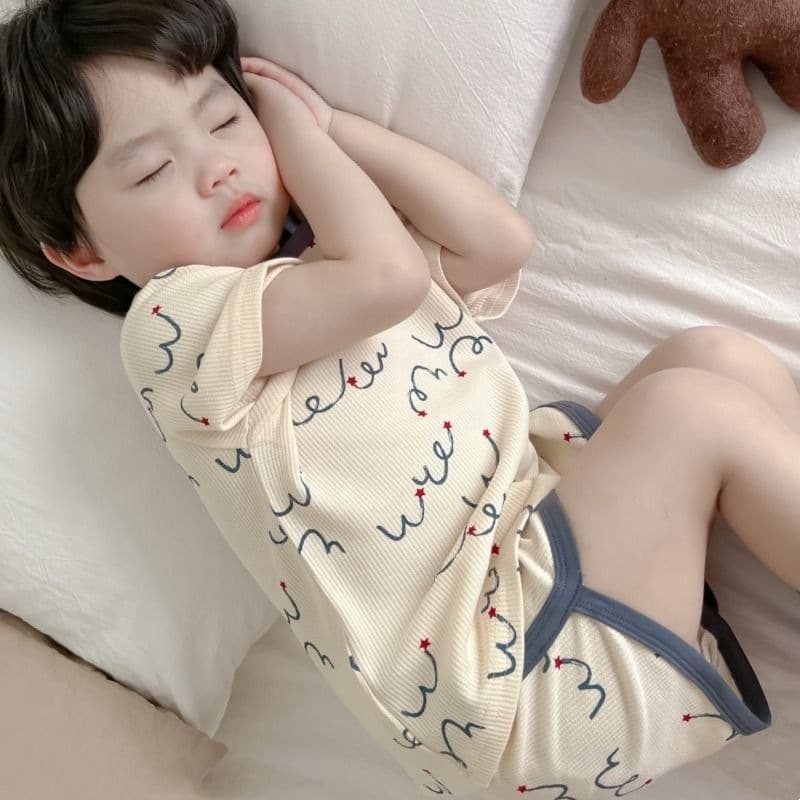 Summer Boys Girls New Ice Silk Set Baby Pajamas Loungewear Short Sleeve Cute Kids Sleepwear Thin Trendy