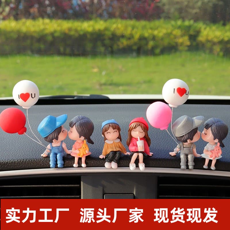 Cute Car Couple Ornaments Interior Decorations Home Office Dashboard Decorative Items Vehicle Accessories