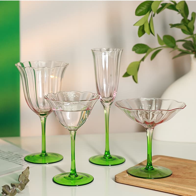 Vintage Style Light Luxury Lace Series Stemmed Glass Set for Home Atmosphere, Glass Red Wine Glass, Girl's Champagne Glass, Wholesale