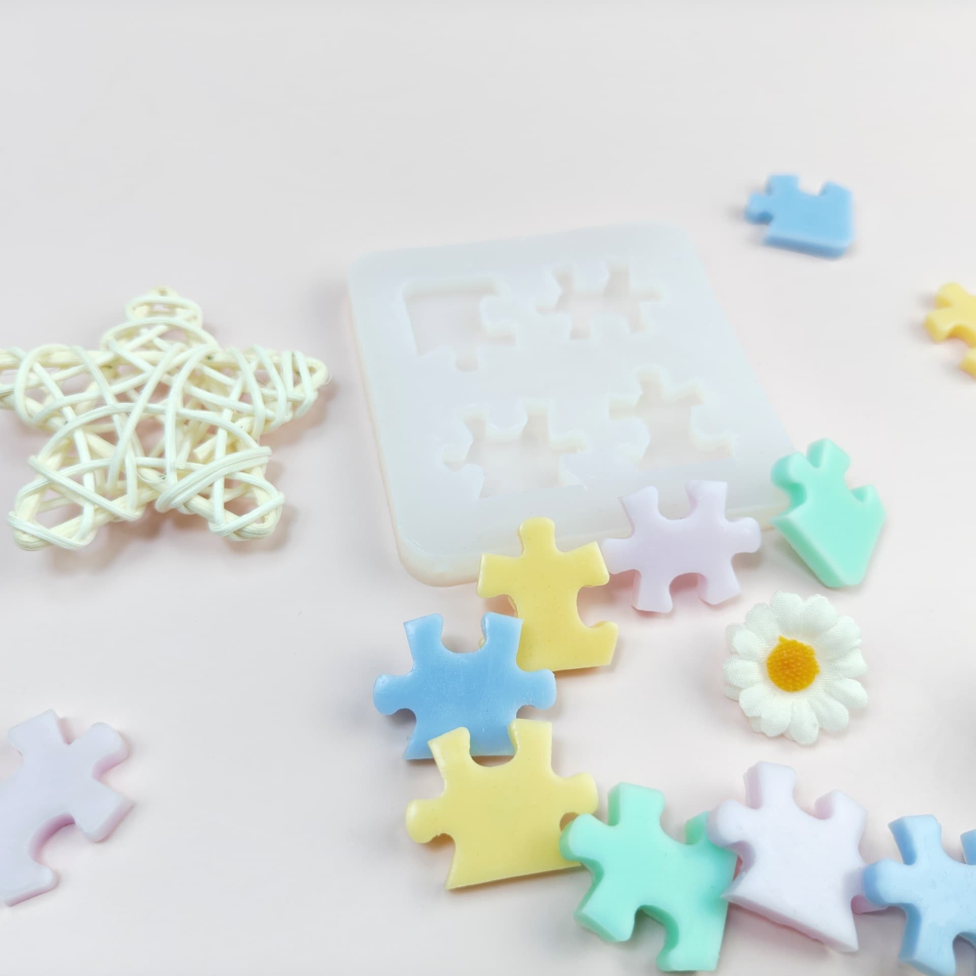 Puzzle Crystal Epoxy Resin Handmade Silicone Mold DIY Cake Decoration Mold Creative Puzzle Handmade Wax Mold