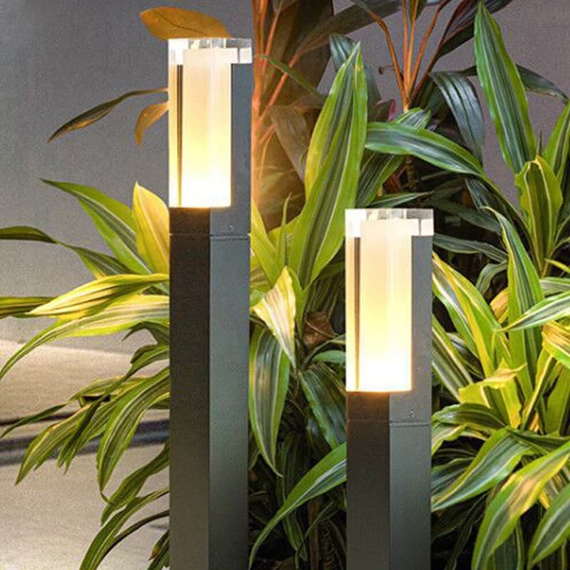 Outdoor Solar Lawn Light for Villas, Residential Communities, Parks, Grassland, Landscape Gardens, and Courtyard Street Lights