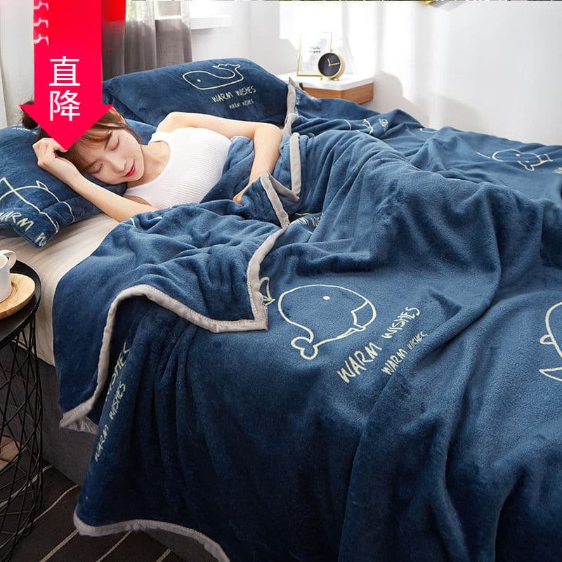 Nanjiren brand coral fleece blanket, available in double or single sizes, functions as an air-conditioning towel or small quilt.