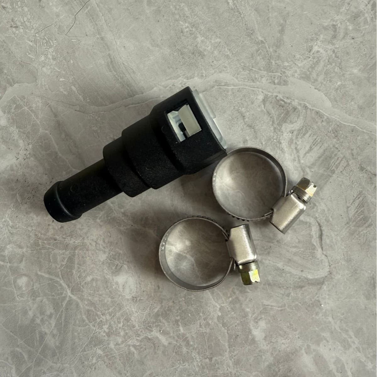 For E69Z18D435B E69Z18D434B 800-404 Water Hose Connector