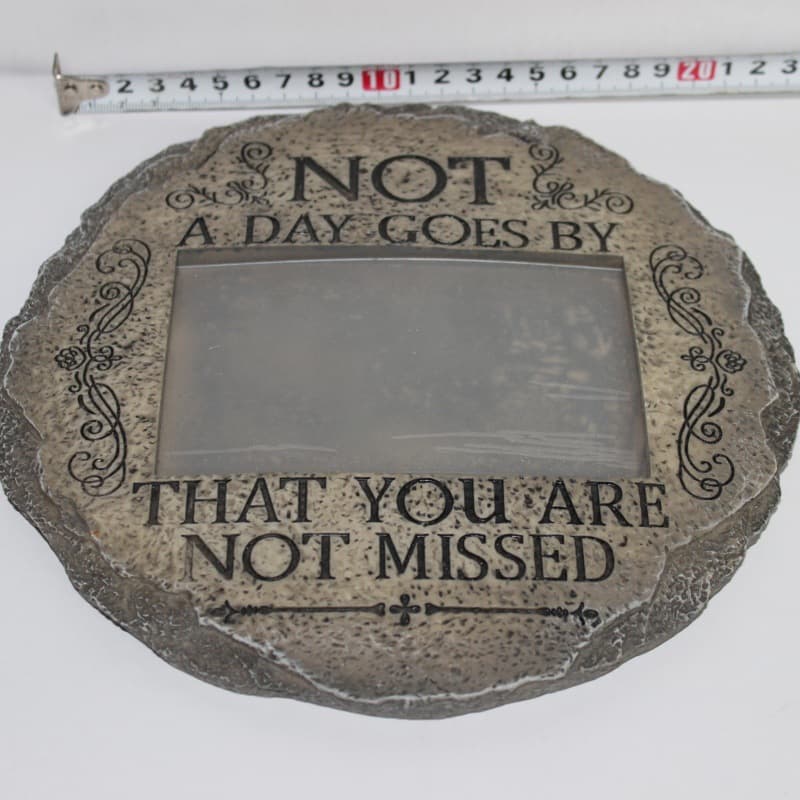 Simulated stone puppy tombstone, pet memorial item, resin craft, garden decoration pendant