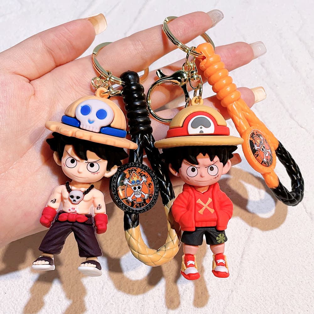 2024 One Piece Keychain Hoodie Luffy Keychain Dragon Ball Figure Unisex Pendant Accessory