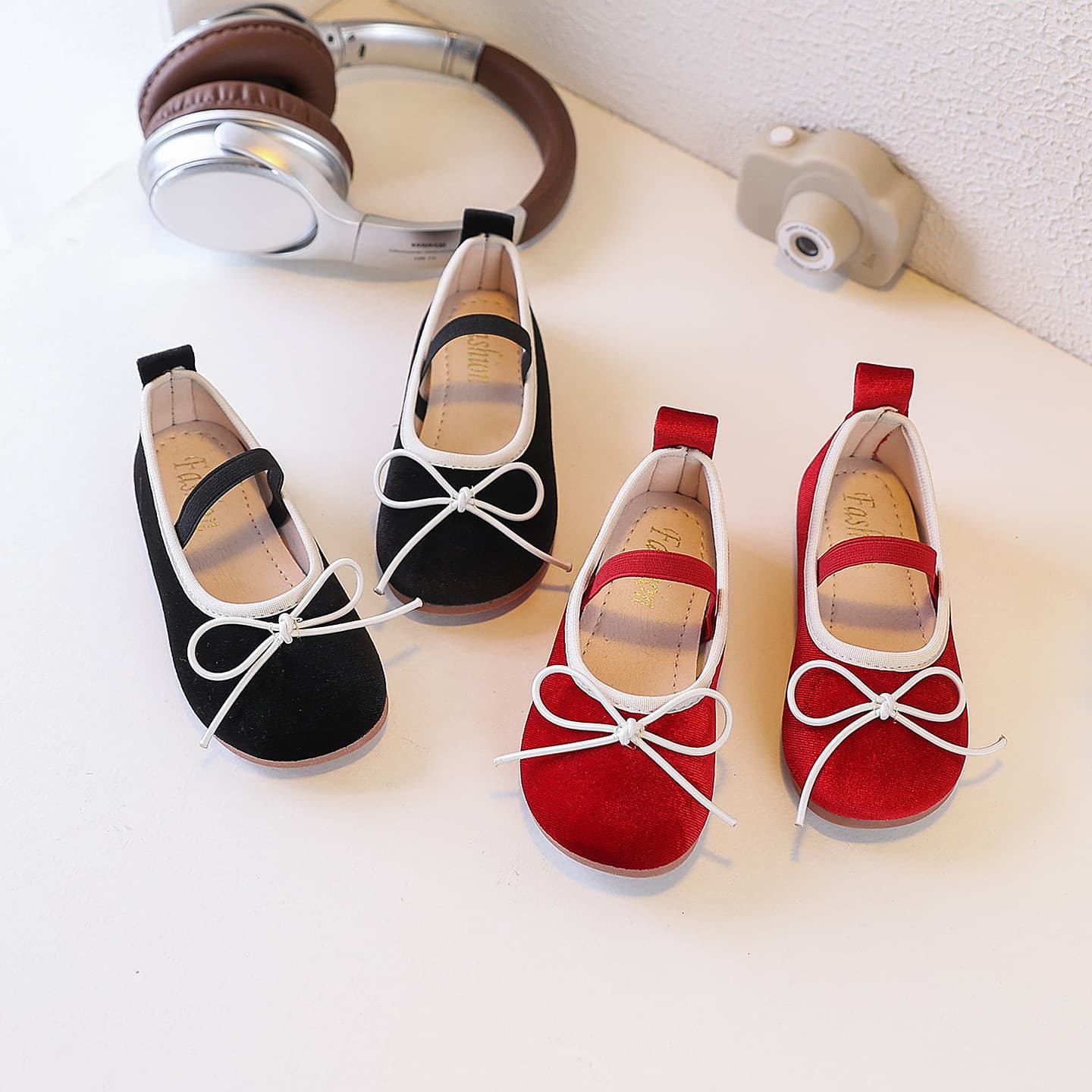 In-Stock Girls' Velvet Princess Shoes Dopamine Bowknot Loafers Baby Simple Stylish Fashion Soft-Soled Single Shoes