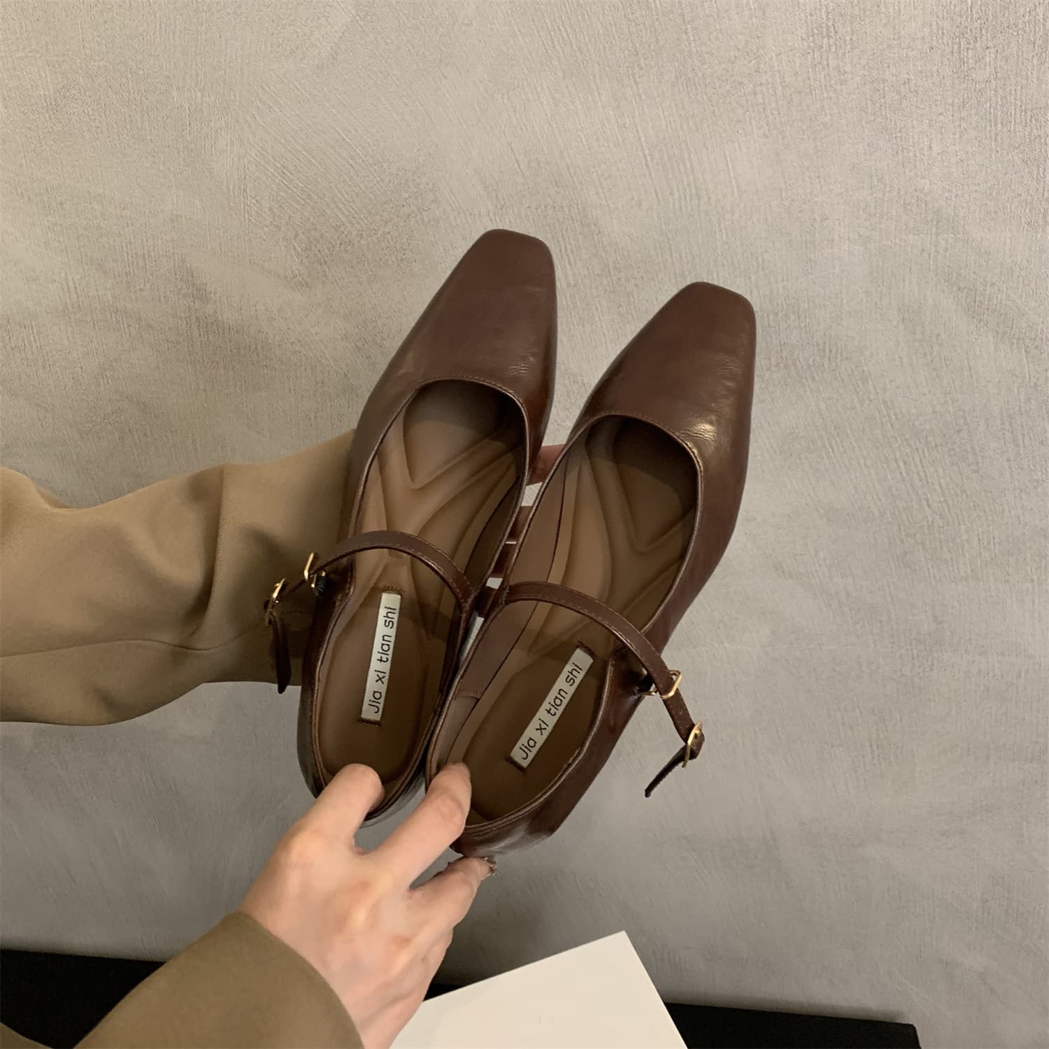 Women's Leather Shoes Black Leather Commuter Flats 2023 New Autumn Korean Style Fairy Chunky Heel Mary Jane Small Leather Shoes