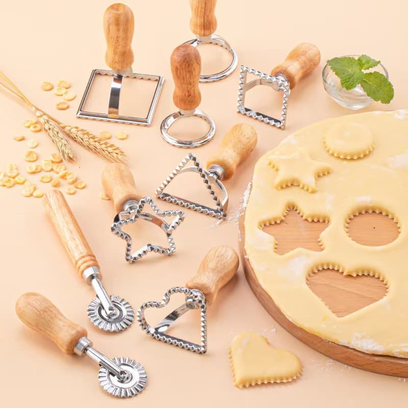 Zinc Alloy Cookie Mold Dumpling Lace Embossing Biscuit Cutter with Wooden Handle, Wheel Cookie Cutter and Embosser