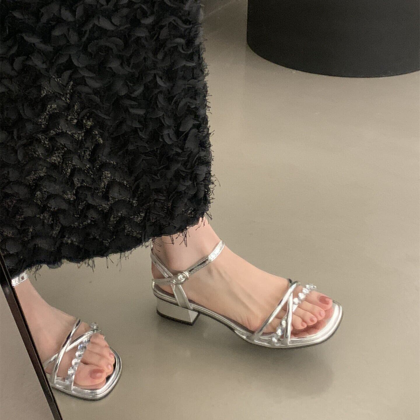 French Elegant Mid-Heel Chunky Heel Sandals for Women 2026 Summer New with Dresses Small Size Rhinestone Dress Sandals