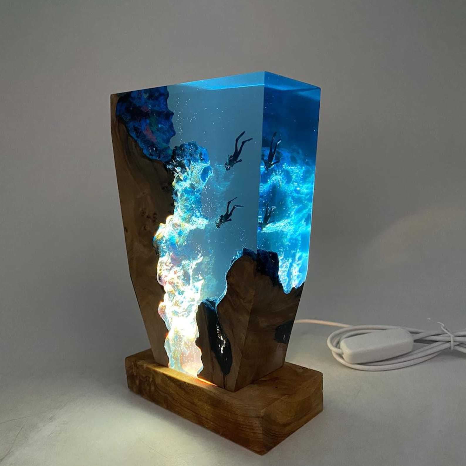 Cross-border hot-selling resin lamp, Resin lamp gift, ocean diver epoxy resin lamp, Christmas gift