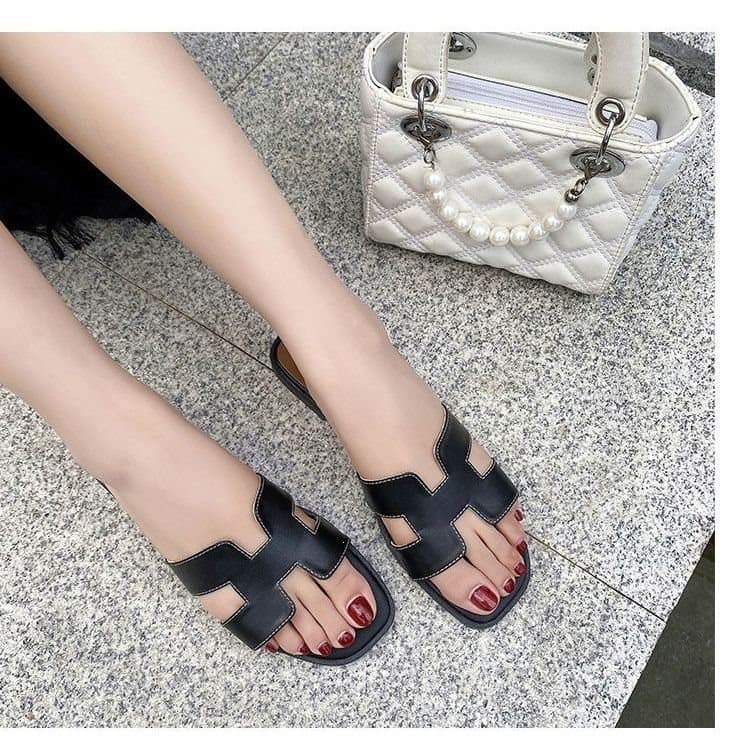 Genuine Leather Sandals Women Summer 2025 New Trend Soft Sole Soft Upper Casual Outdoor Flat Student Beach Fairy Style