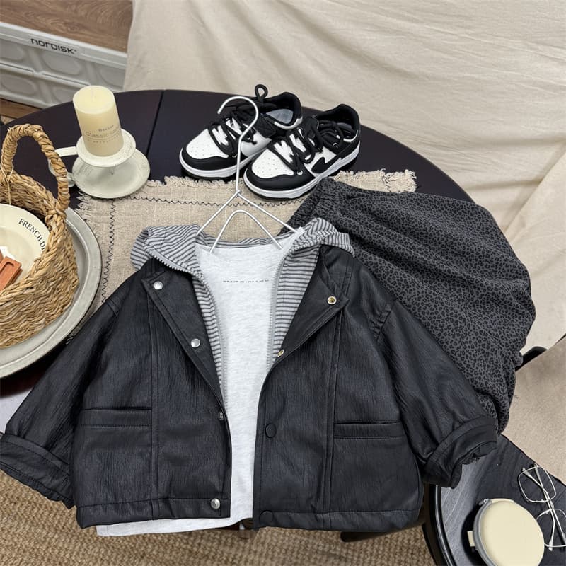 Korean Boys Autumn Leather Jacket Fake Two-Layer 2026 New Kids Baby Handsome Cool Jacket Top