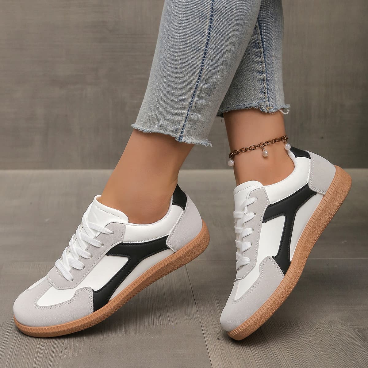 Sneakers Plus Size Sports Shoes for Women, Lace-up Casual Shoes, Color-block Running Shoes, White Sneakers