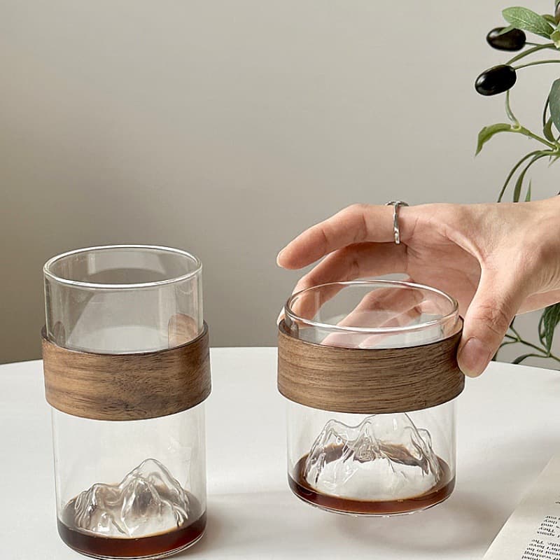 Iced Americano Latte Cup with Wooden Button, Office Tea Cup, Home High-Temperature Resistant Beverage Juice Water Glass Cup