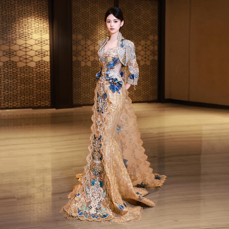 Champagne Gold Blue Embroidered Wedding Dress 2025 New Heavy Train Bride Wedding Toast Dress Chinese Wedding Gown Winter Style