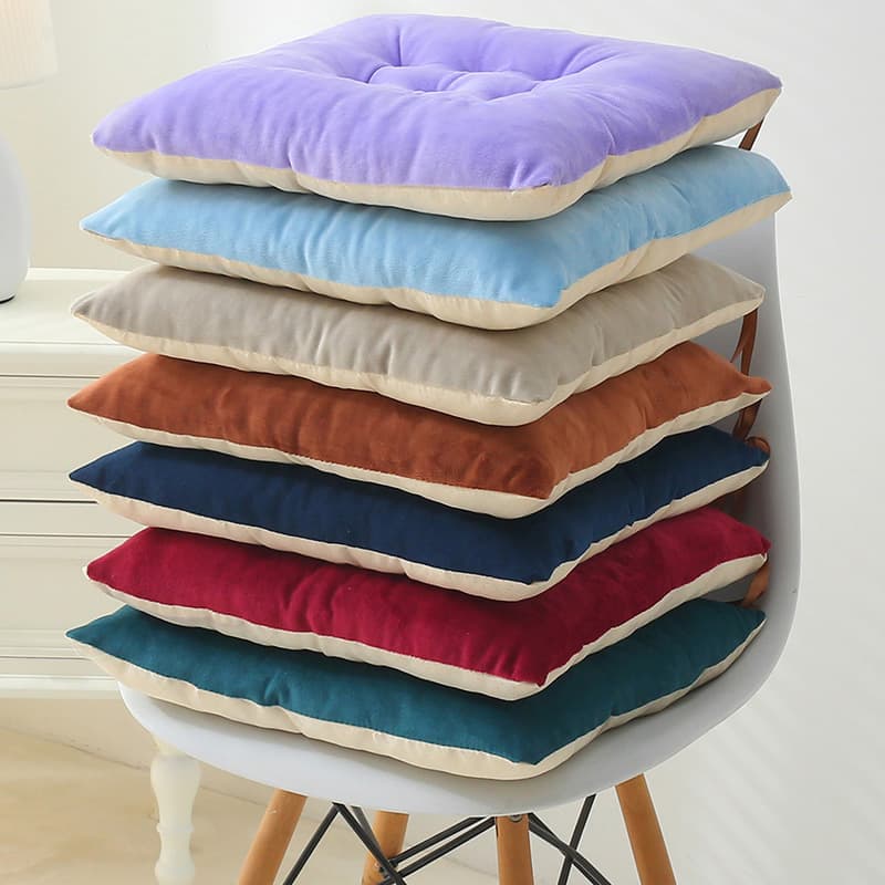 Short Plush Thickened Seat Cushion for Students, Teachers, Office Chair Cushion