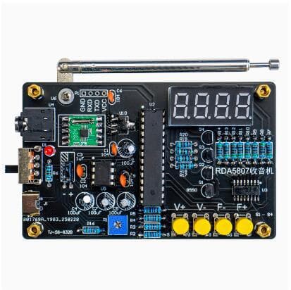 Microcontroller FM radio electronic production kit, digital tube display, headphone connection and soldering training components