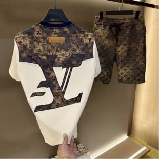 Crew Neck Trendy Light Luxury Design Short Sleeve T-Shirt, Stylish and Versatile, Niche Hong Kong Style Loose High-End Set