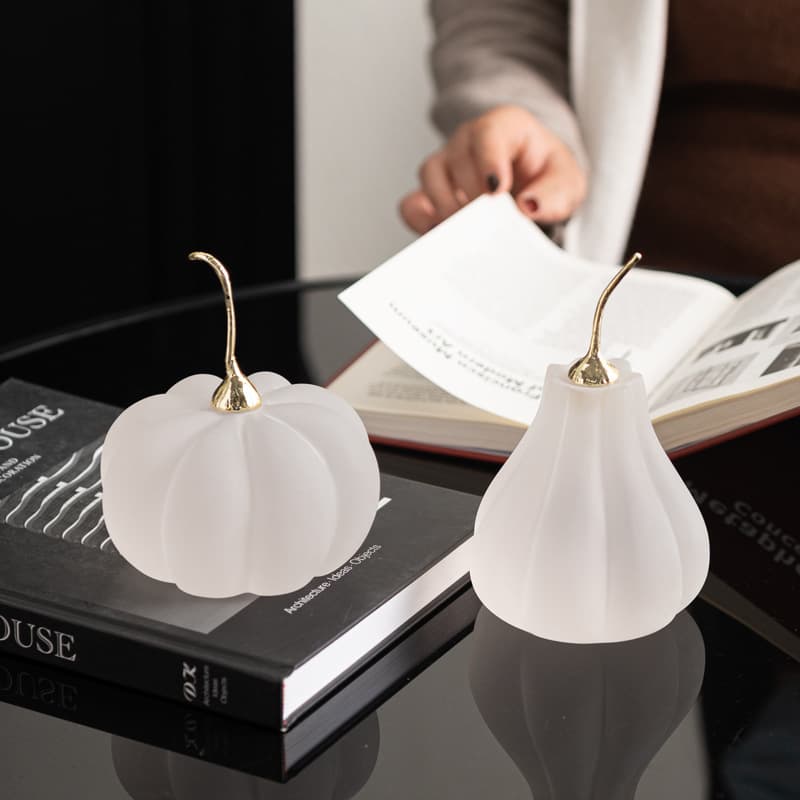 Yi Bei Zi Small Creative Abstract Onyx Pumpkin Decoration, Living Room Light Luxury High-End Craft Showroom Study Soft