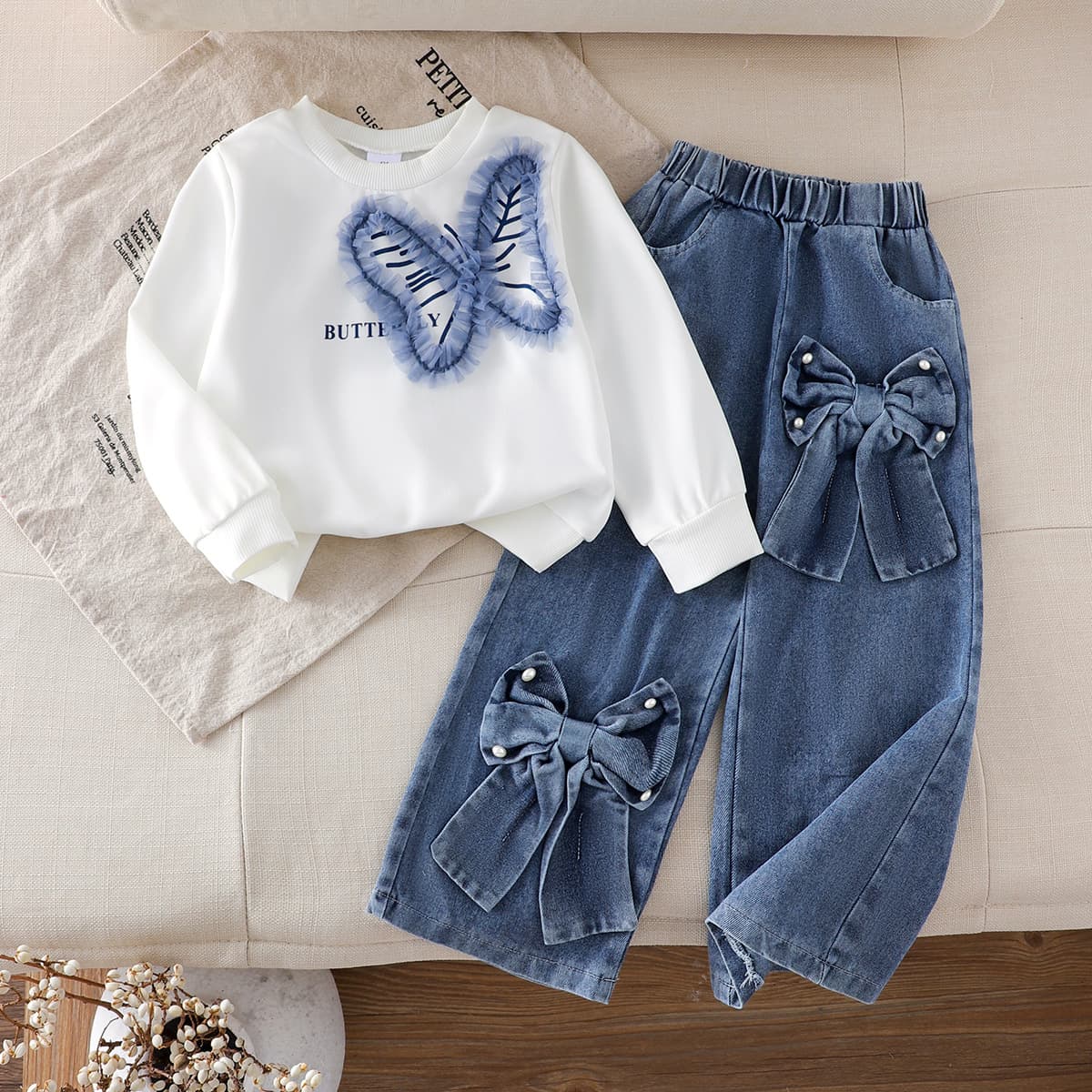 Kids clothing cross-border foreign trade autumn and winter new children's Amazon white long-sleeved sweatshirt + trousers
