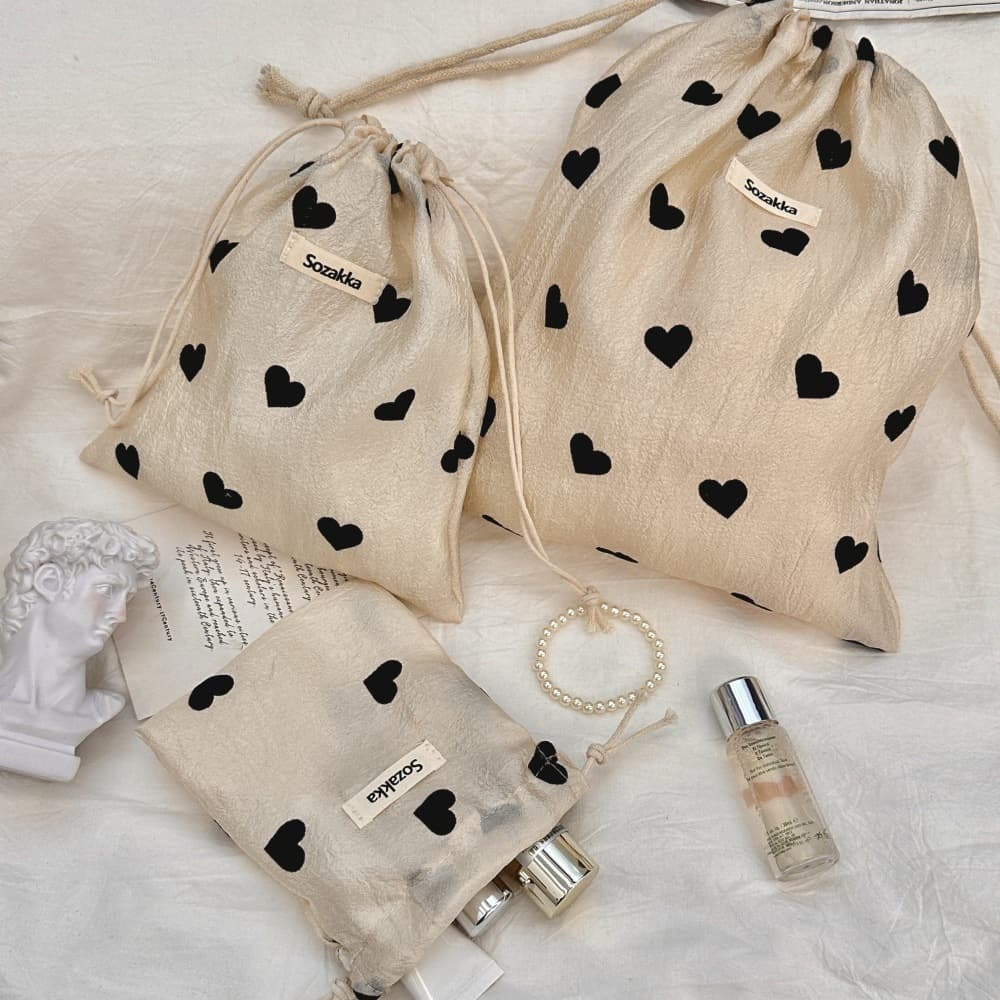 Portable Heart-Shaped Drawstring Bag Polyester Street Style Cosmetic Pouch Small Tote Bag for Daily Use Soft Vertical Square Shape