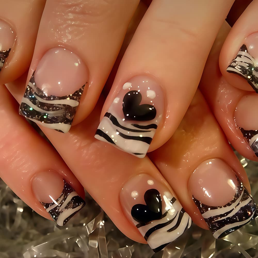 Press-on Nail Tips 24pcs Medium Square White Glitter French False Nails Black Heart Line Wearable Nails