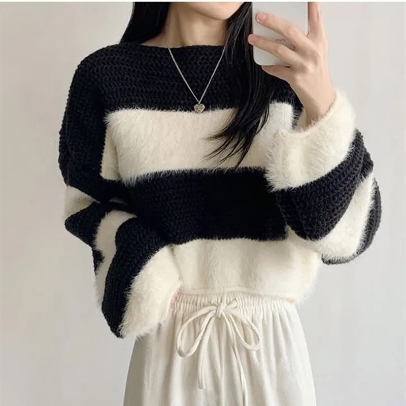 Striped Cropped Sweater for Women 2024 Fall/Winter New High-Waist Knit Top for Petite Figures Black