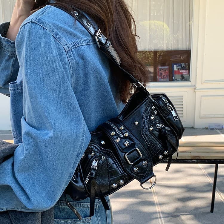 Sweet Cool Babe Underarm Bag Niche Design Versatile Heavy-Duty Motorcycle Bag Vintage Commuter Single Shoulder Crossbody Bag for Women