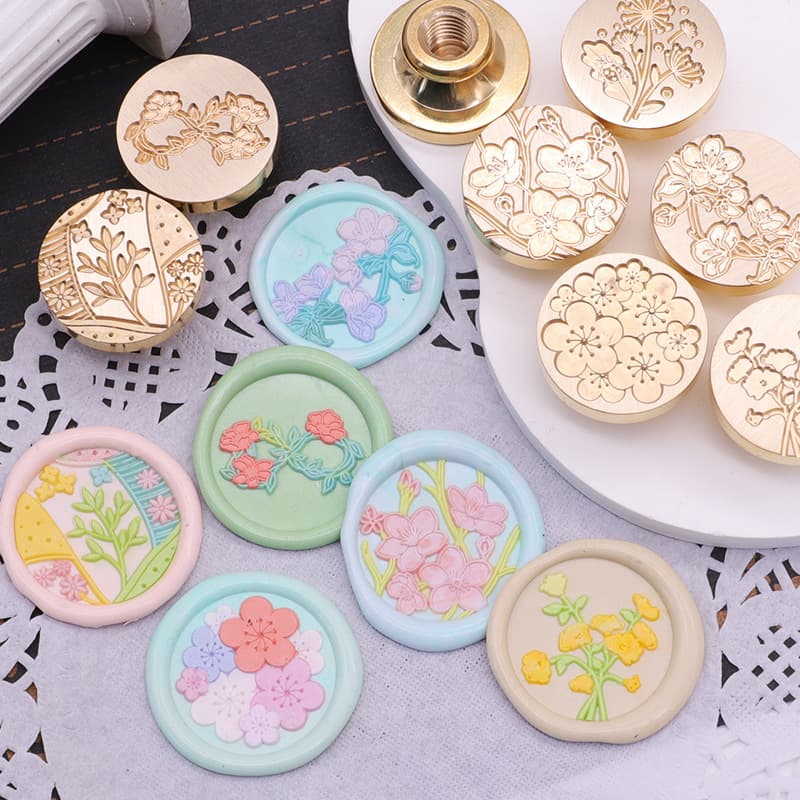 High-quality fire lacquer seal head, green plant series pattern, fire lacquer copper head, beautiful hand account, wax seal, fire lacquer seal head engraving
