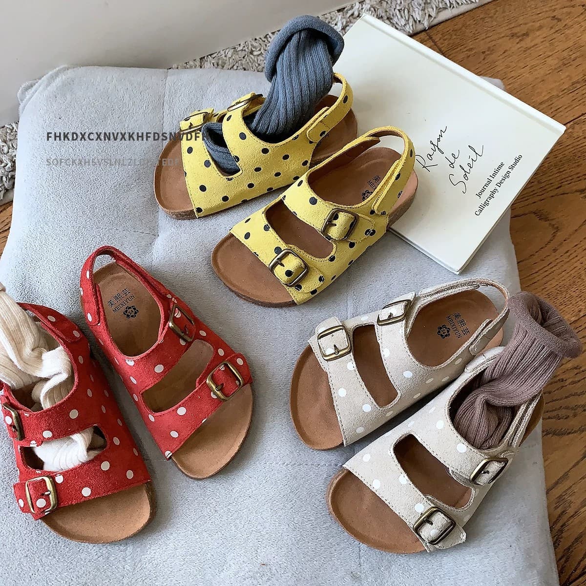 Polka Dot Children's Sandals 2026 Summer New Style Girls' Beach Shoes Frosted Princess Casual Sandals Baby Shoes