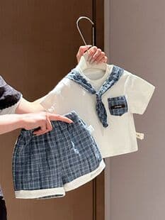 [Quality Choice] Summer Boys' Cartoon Print Shirt and Shorts Two-Piece Set Stylish and Trendy Baby Boy Outfit