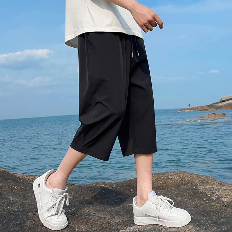 Summer Men's 7/8 Length Ice Silk Ultra-Thin Casual Loose Fit Sport Shorts Comfortable Breathable For Daily Wear