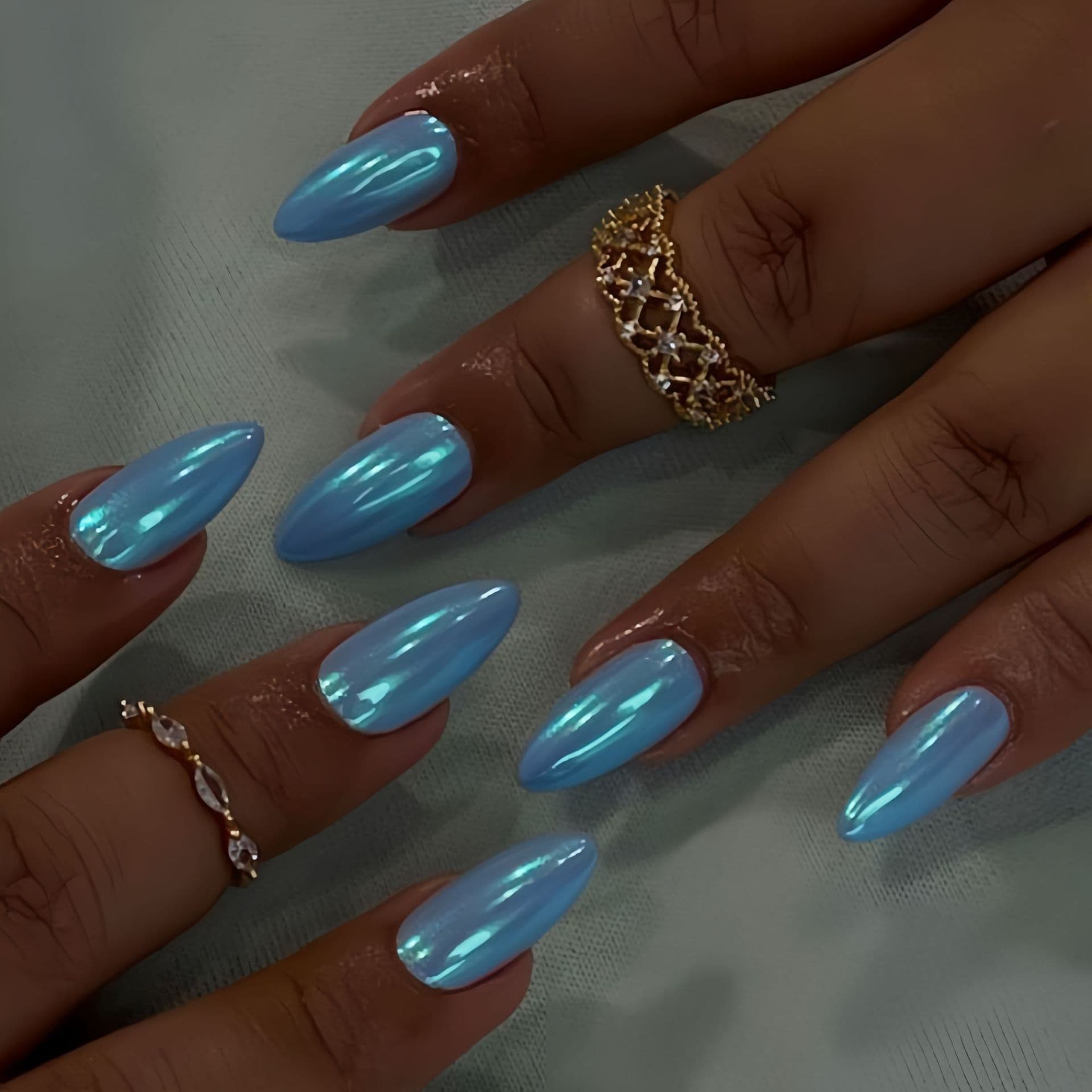 24 Pieces Blue UV-Coated Almond Nails, Colorful Chrome Glitter Nails, Cross-Border Press-On False Nails