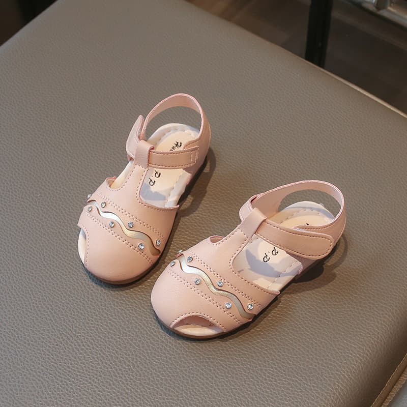 Korean Sweet Children's Sandals for Girls, Hollow Toe Protection, Hook-and-Loop Closure, Soft Sole, Comfortable for Toddlers and Kids, Beach Sandals