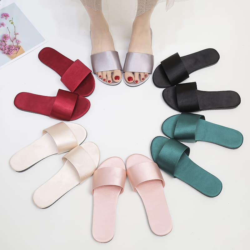New Fashion Satin Silk-Like Home Slippers Summer Indoor Non-Slip Wedding Slippers for Women Outdoor Wear