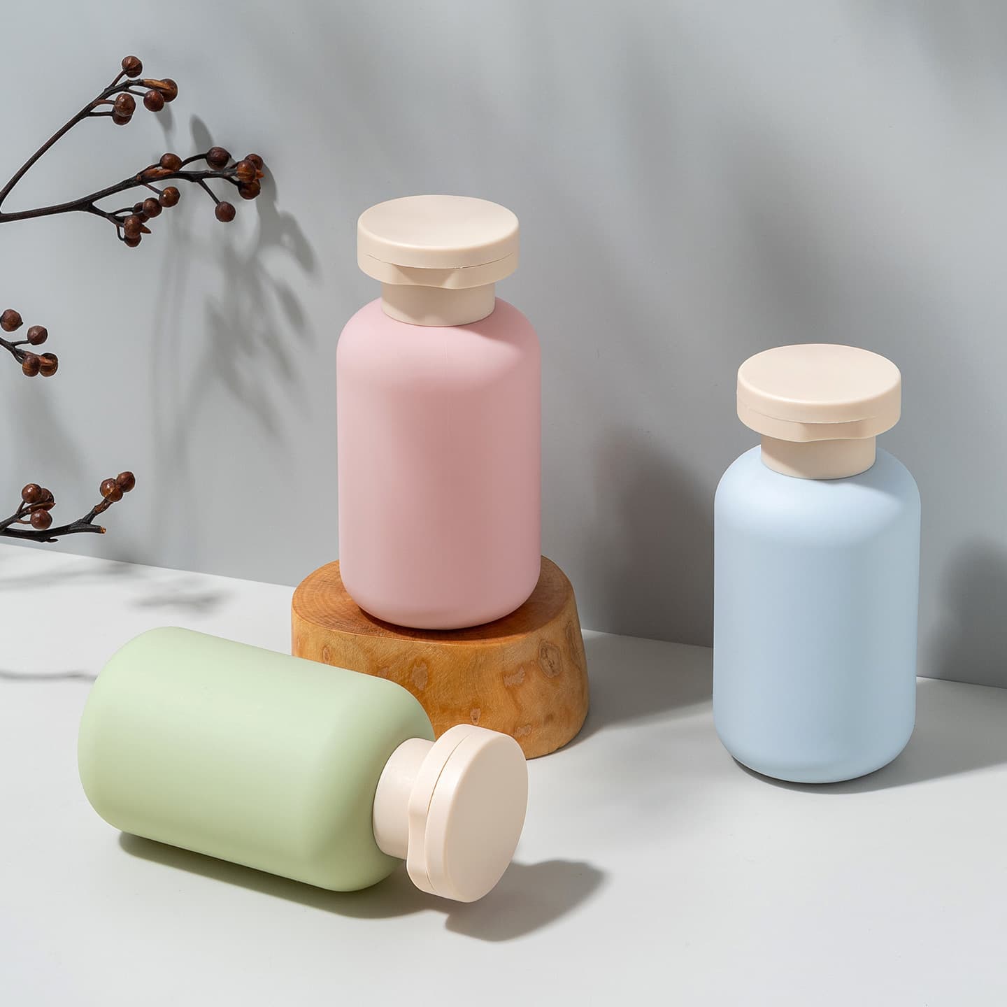 Lotion bottle set for travel, portable flip-top skin care product bottle, shampoo, shower gel, care empty bottle