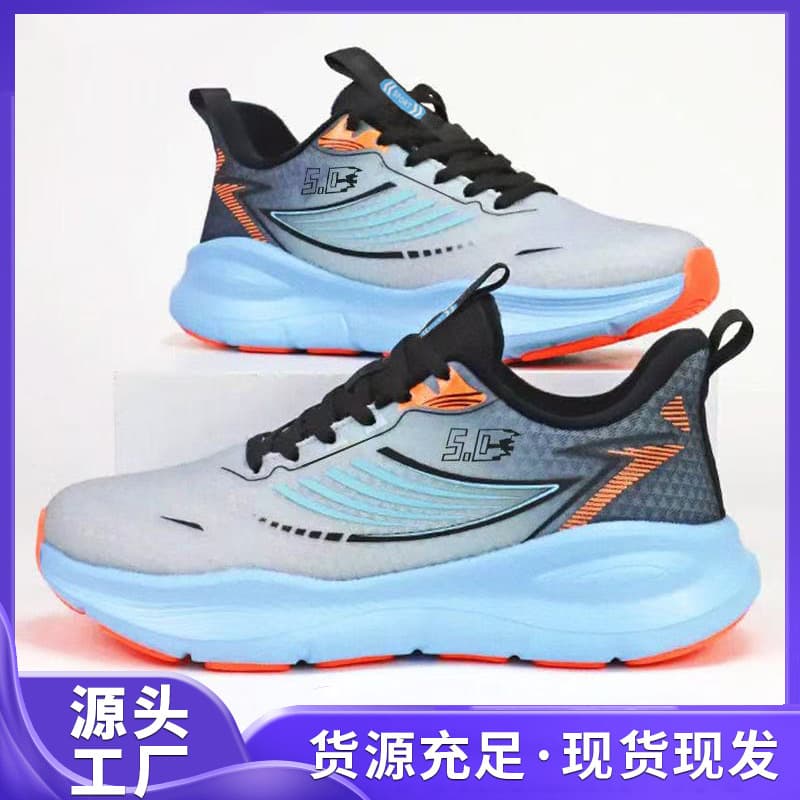 2026 Shoes Couple Breathable Mesh Shoes Fashion Sports Casual Shoes Korean Style Ultra-Light Running Shoes Comfortable Soft Sole Shoes
