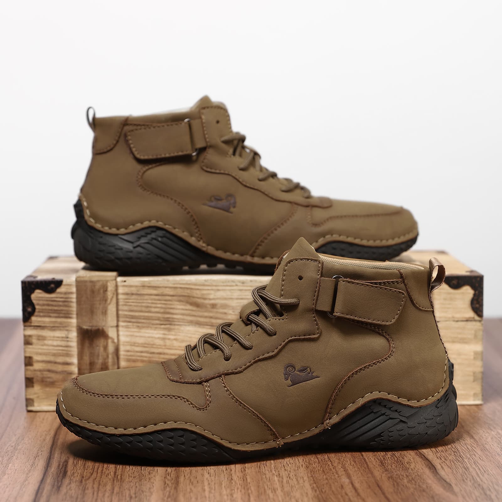 Casual Men's Short Boots Outdoor Sports Shoes High Top Martin Boots Fall Winter Martin Boots Thick Thin Standard Thickness