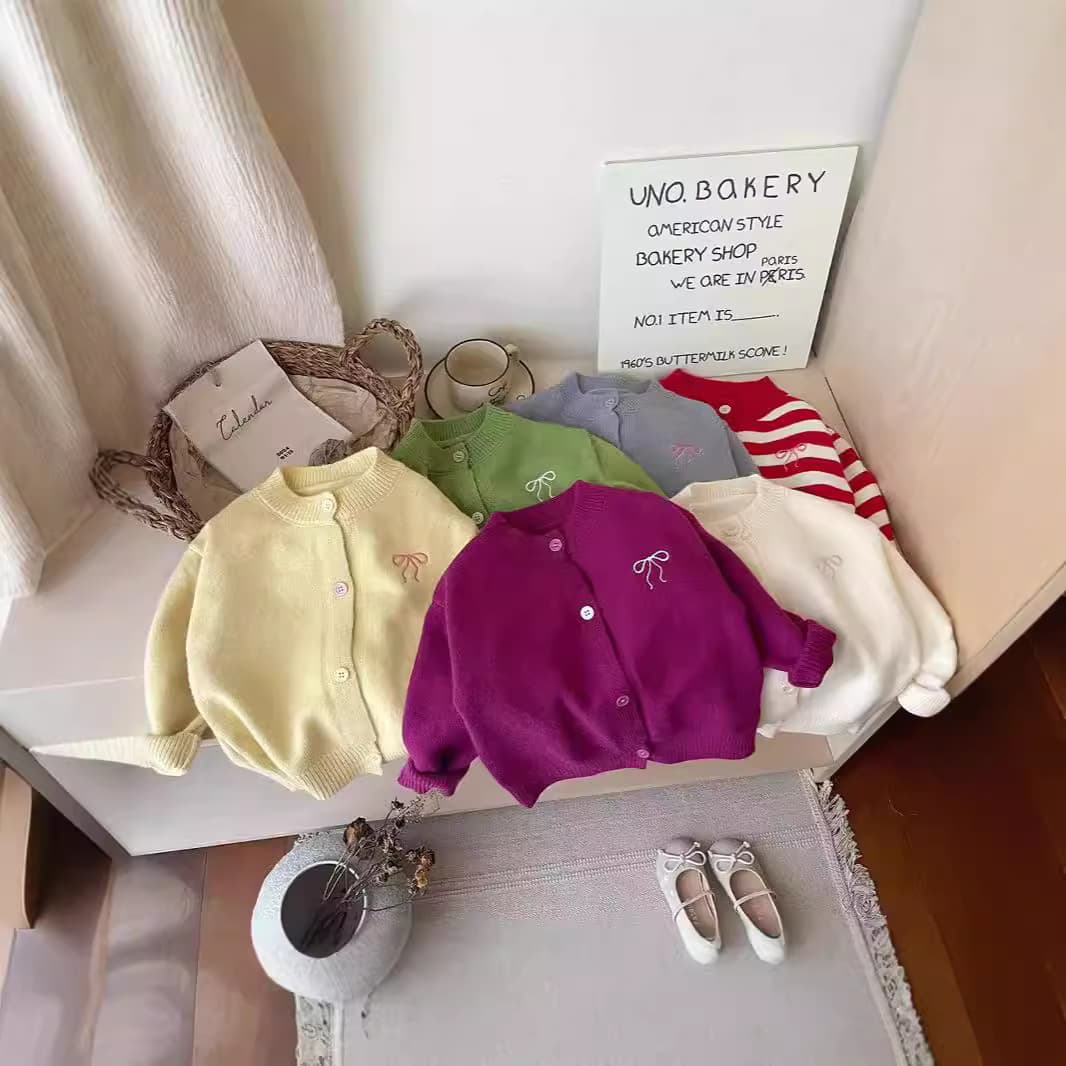 Children's style cardigans, girls' sweaters, tops, small and medium-sized children's clothing sweaters, little girls' coats, 2026 autumn new styles