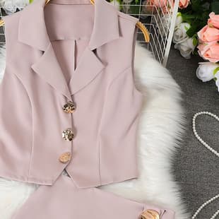 Women's Short Blazer Vest with Notched Lapel + High-Waist Skirt Set with Metal Buckle Design