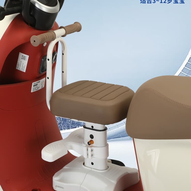 Universal front-mounted child seat for electric scooters and motorcycles, baby seating stool