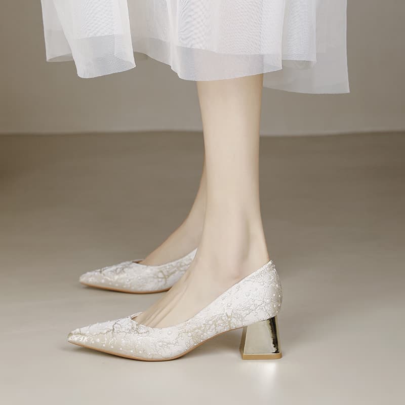 New Chunky Heel Wedding Shoes, Dual-Wear for Xiuhe Suit and Wedding Dress, High Heel Pumps, White Pointed Toe, New Chinese Light Style Bride Shoes for Women