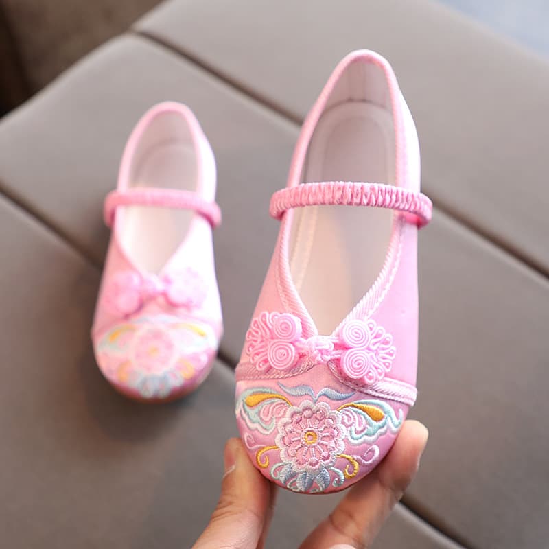 Girls' Embroidered Shoes, Old Beijing Cloth Shoes, Children's Ancient Costume Matching Hanfu Shoes, Chinese Style Handmade Baby Retro Han Shoes