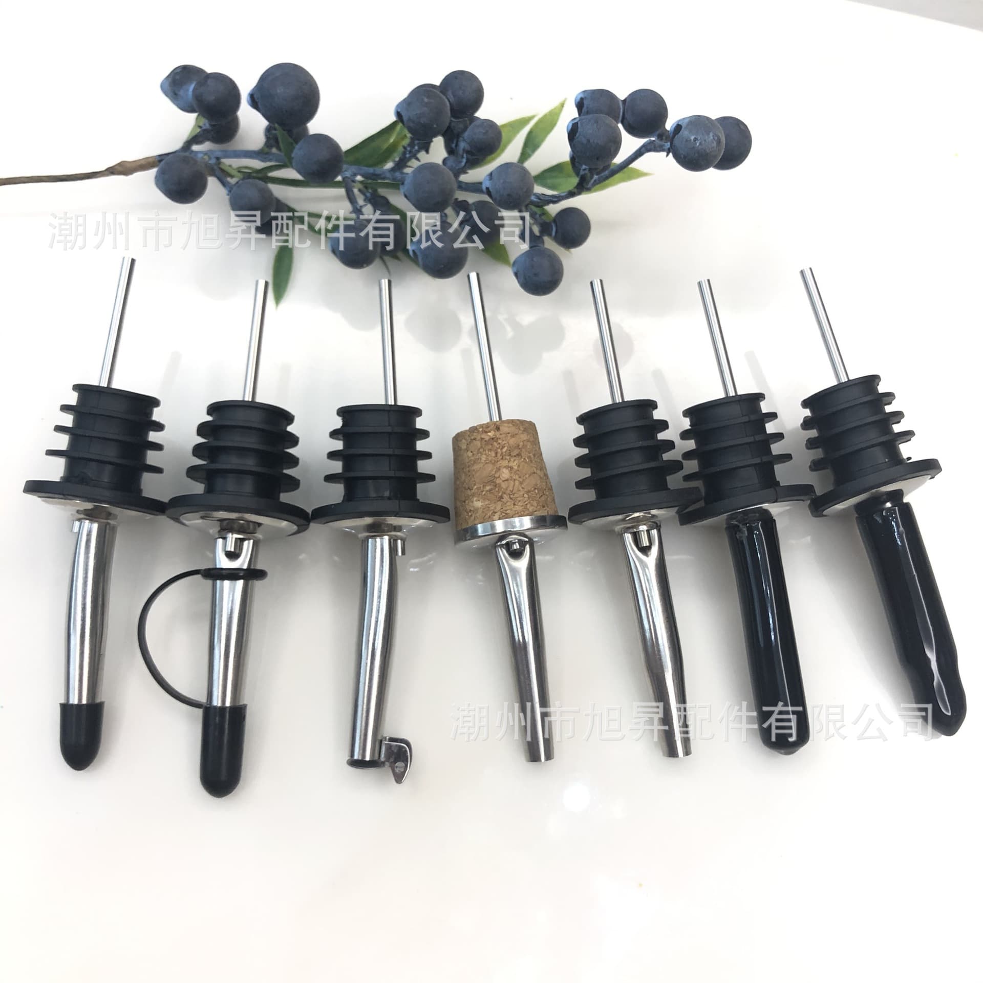 304 Stainless Steel Wine Pourer Cocktail Bottle Stopper Liquor Pourer Red Wine Preserver Automatic Open and Close