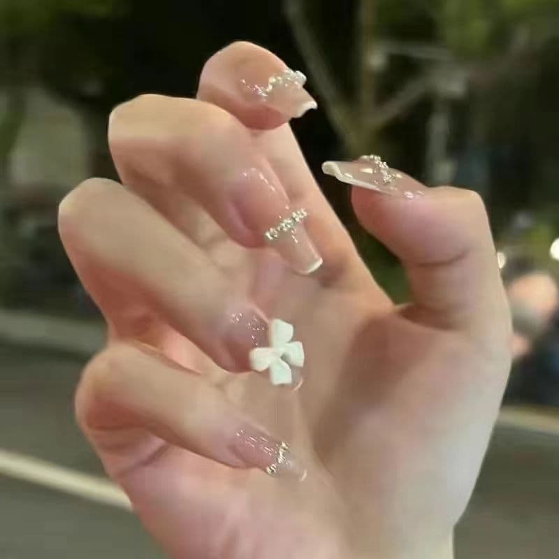 Trendy Magic Mirror French Pearl Nail Wraps Wearable Nails Student Nail Art Stickers Fake Nails Press-On Nails 24 Pieces