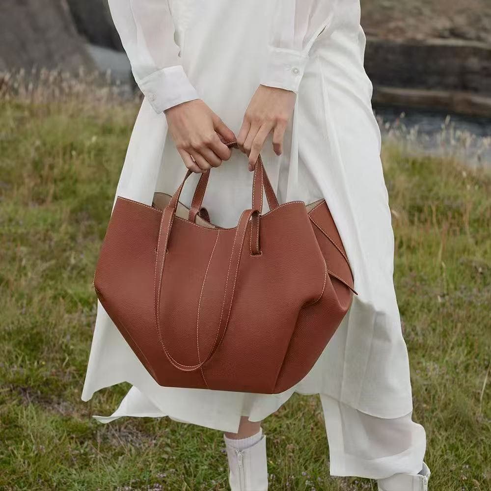 POLENE Cyme Wing Bag Large Capacity Handbag Shoulder Tote Genuine Leather Women's Bag Underarm Bag Cowhide Cross-border