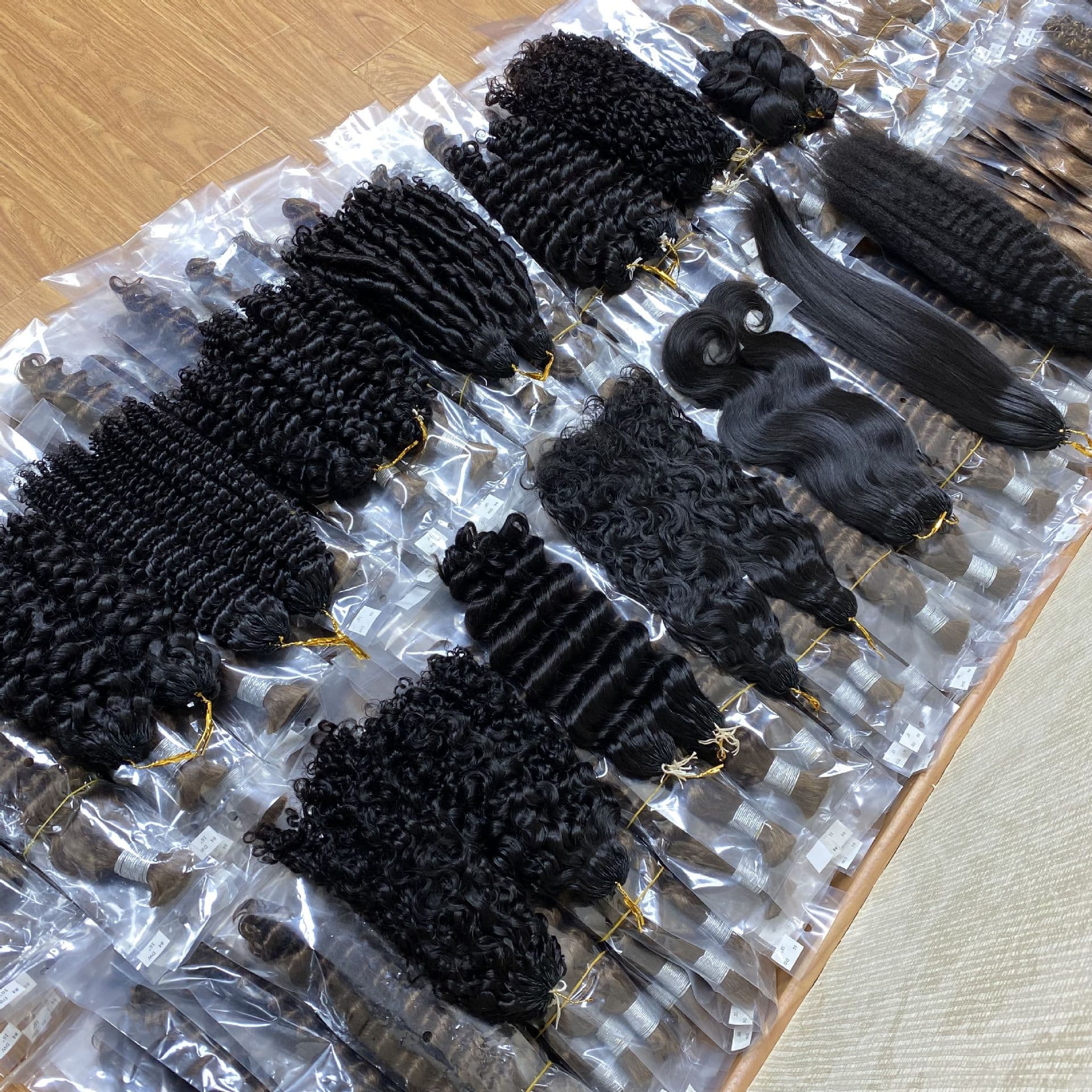 Natural Color Crochet Hair Extensions Multi-Curvature Real Human Hair Braids Hook Needle Hair Extensions from Mainland China