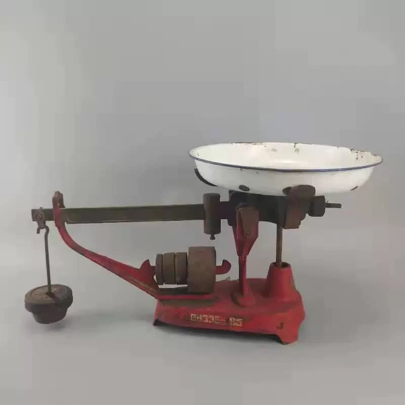 Folk Nostalgic Old Objects Vintage Pan Scale Bench Scale Beam Scale Rural Antique Old Scale Farmhouse Decoration Prop
